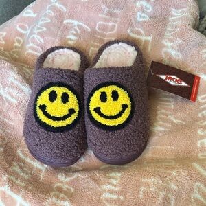 Jack by BB Dakota Kids' Purple Smiley Face Slippers